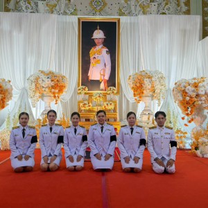 วิทยาลัยนาฏศิลปสุพรรณบุรี ร่วมพิธีบำเพ็ญกุศลและทำบุญตักบาตร ในวาระครบ 15 วัน (ปัณรสมวาร) สมเด็จพระเจ้าลูกเธอ เจ้าฟ้าพัชรกิติยาภา นเรนทิราเทพยวดี กรมหลวงราชสาริณีสิริพัชร มหาวัชรราชธิดา