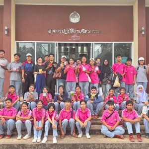  วิทยาลัยช่างศิลปนครศรีธรรมราช ต้อนรับ คณะครูและนักเรียน โรงเรียนลำทับราชประชานุเคราะห์ จ.กระบี่  เยี่ยมชมวิทยาลัยแห่งเรียนรู้และปฏิบัติงานฐานกิจกรรมจิตรกรรมและเครื่องเคลือบดินเผา